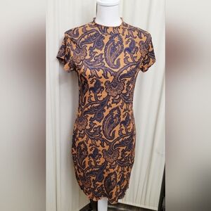 Urban Outfitters Gold & Blue Paisley Print Shift Dress | Size Large